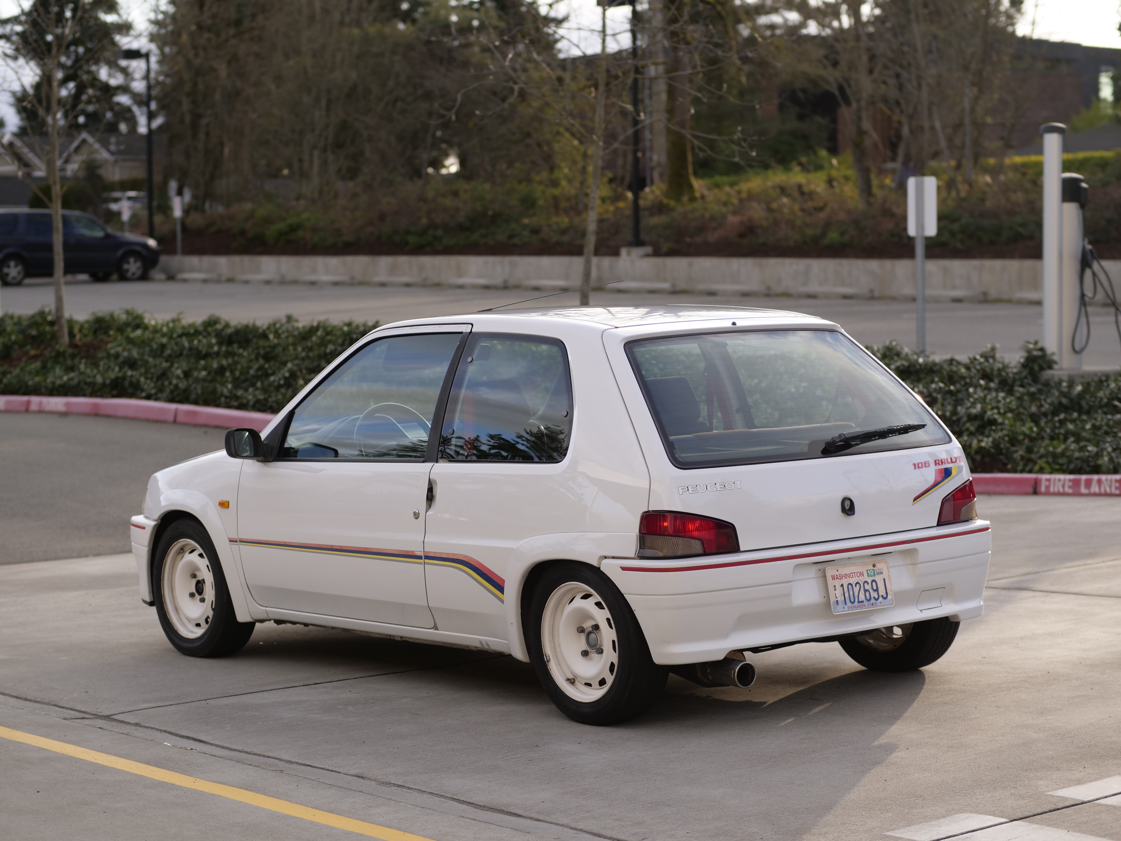 1994 Peugeot 106 Rallye S1 - AdamsGarage - SODO-MOTO