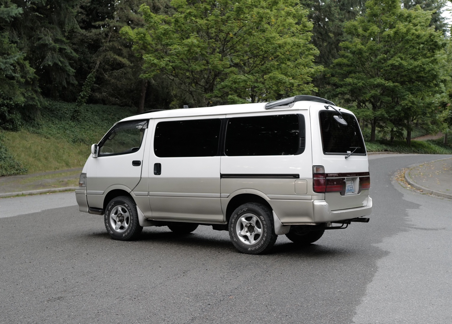 1995 Toyota HiAce Super Custom 4WD | AdamsGarage - SODO-MOTO