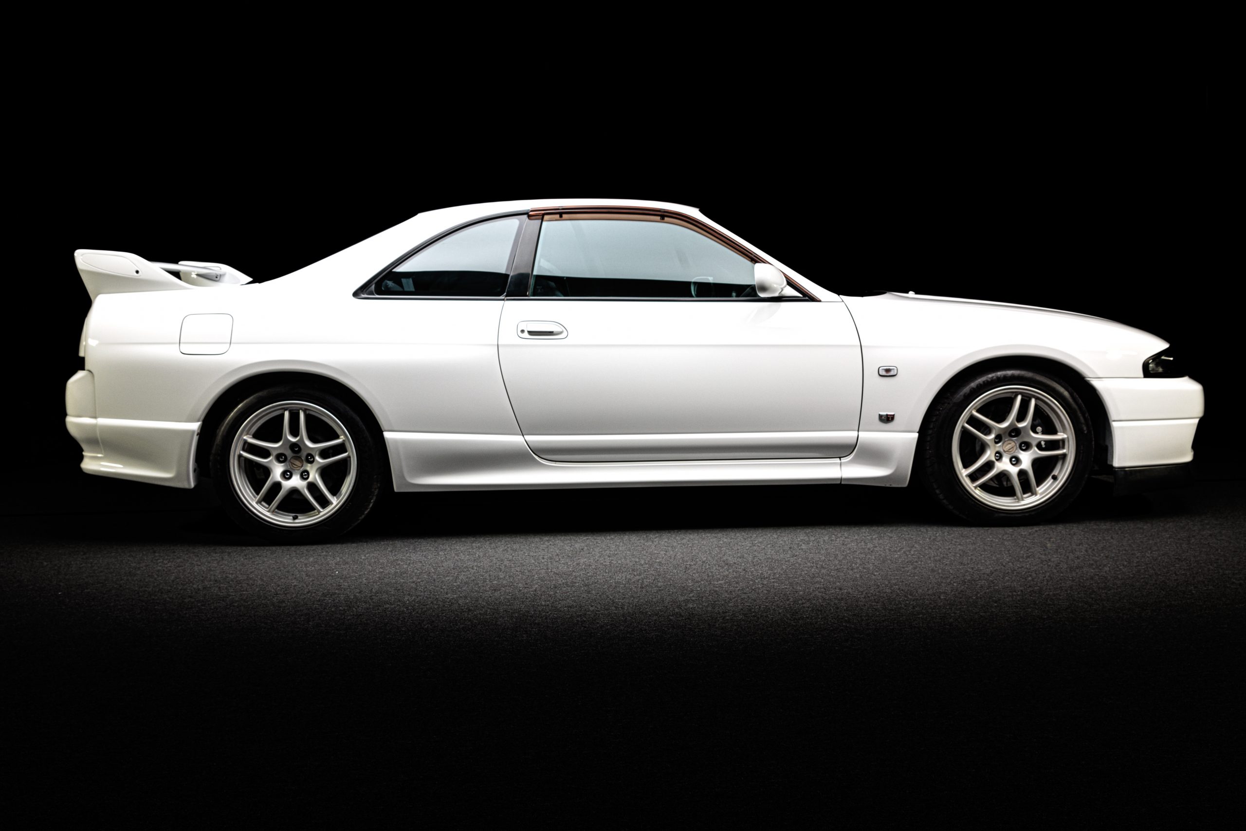 1997 Nissan Skyline GT-R | V-Spec II | R33 | AdamsGarage - SODO-MOTO