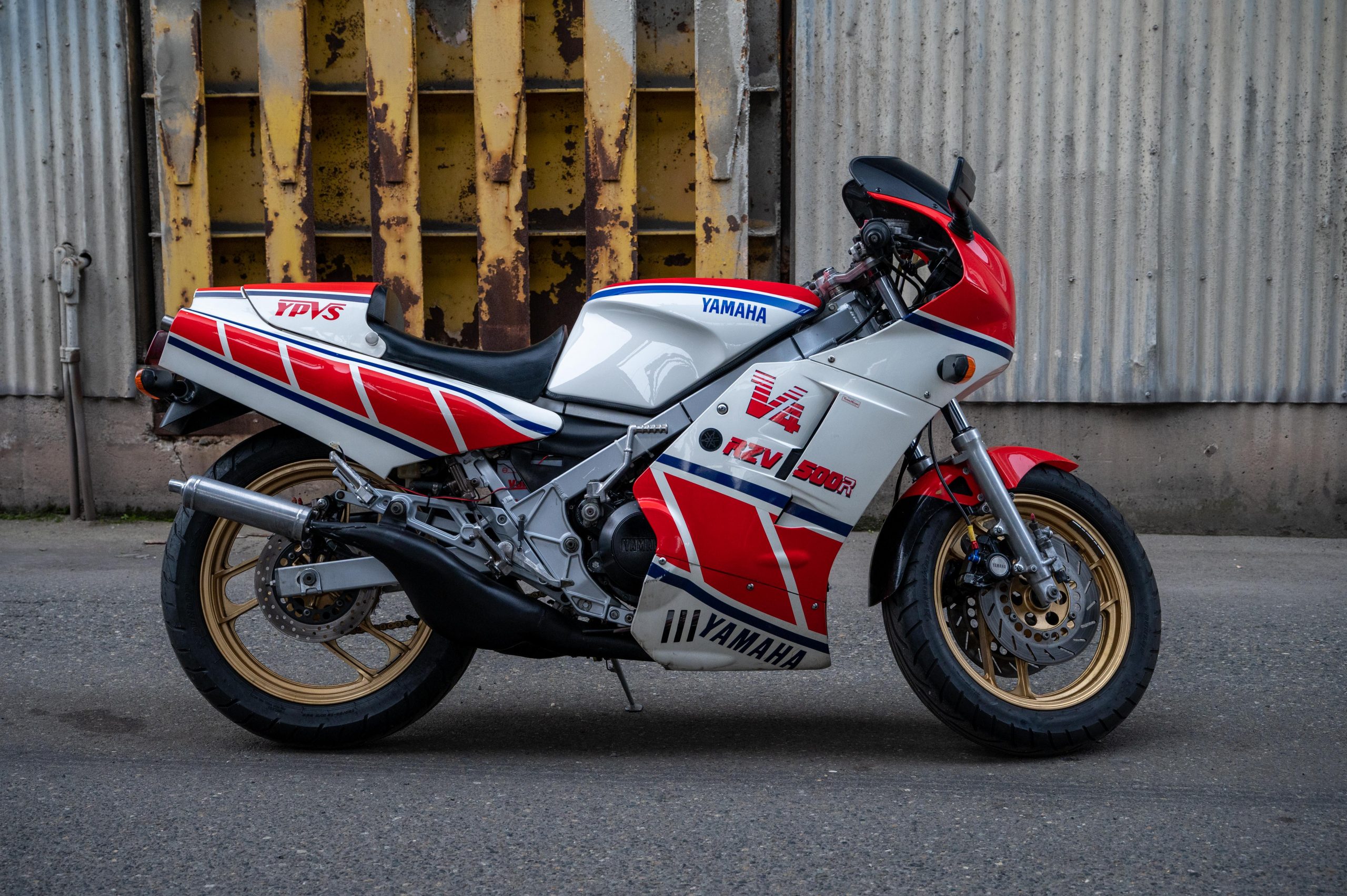 1985 Yamaha RZV500R | AdamsGarage - SODO-MOTO