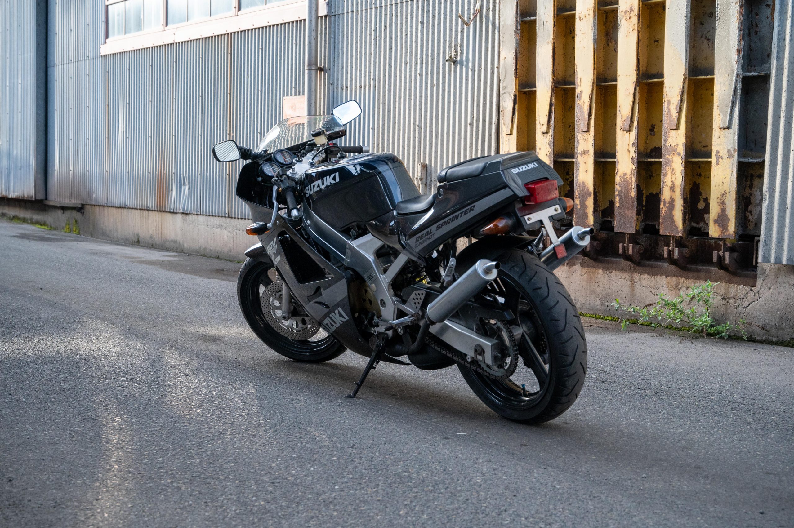 T-Shirt Suzuki RGV250 VJ21 - Taille L Noir - Neuf Avec Étiquette - Thème Moto