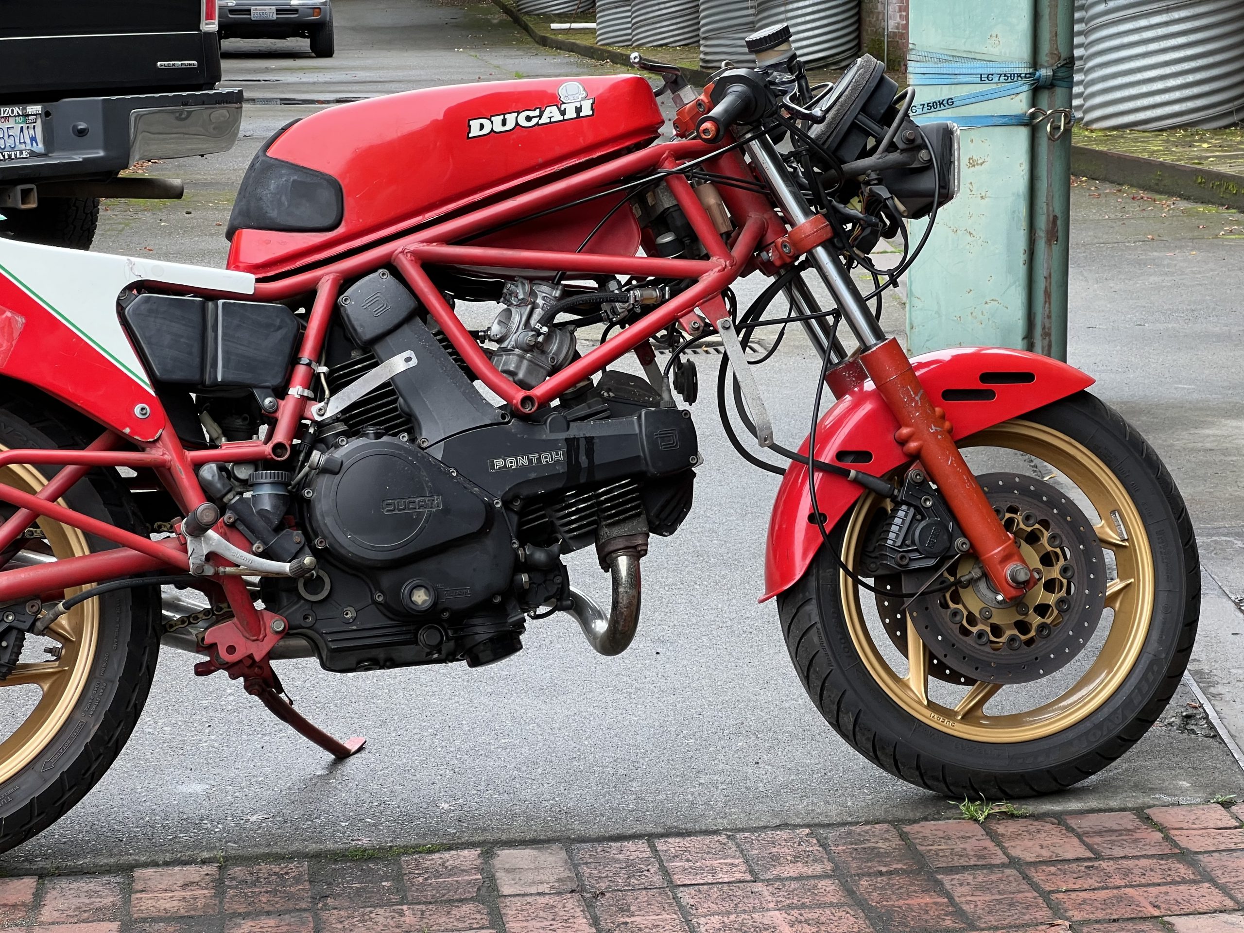 1987 Ducati 400 F3 | AdamsGarage - SODO-MOTO