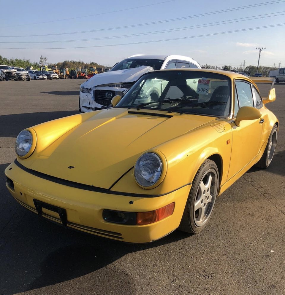 1992 Porsche 964 C2 - limongelb | AdamsGarage - SODO-MOTO